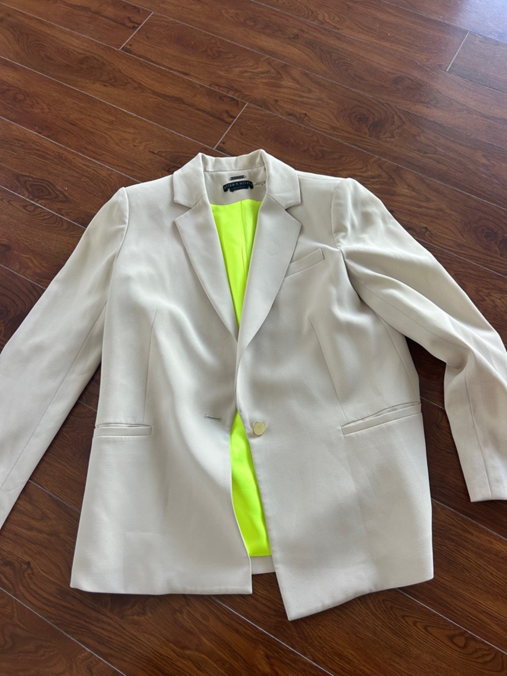 Alice + Olivia Cream Blazer with Neon Yellow Lining